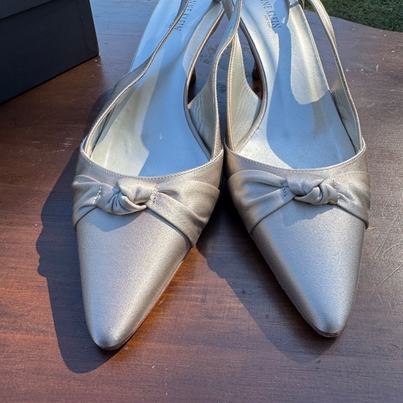 Anne Klein satin slingback kitten heel pumps - Picture 3 of 8